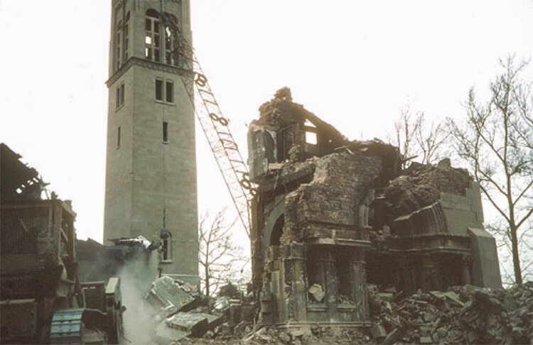 <span class="content-image-text">Demolition of St. Agnes Church in 1976</span>